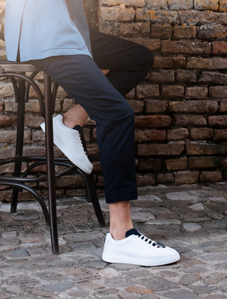 t switch sneakers for him